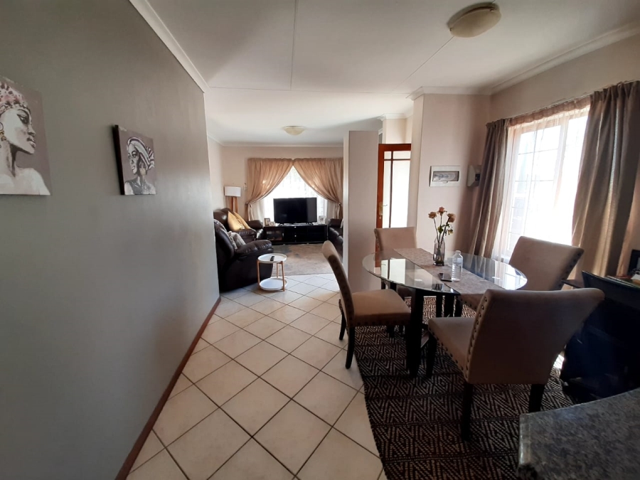 3 Bedroom Property for Sale in Hillside Free State